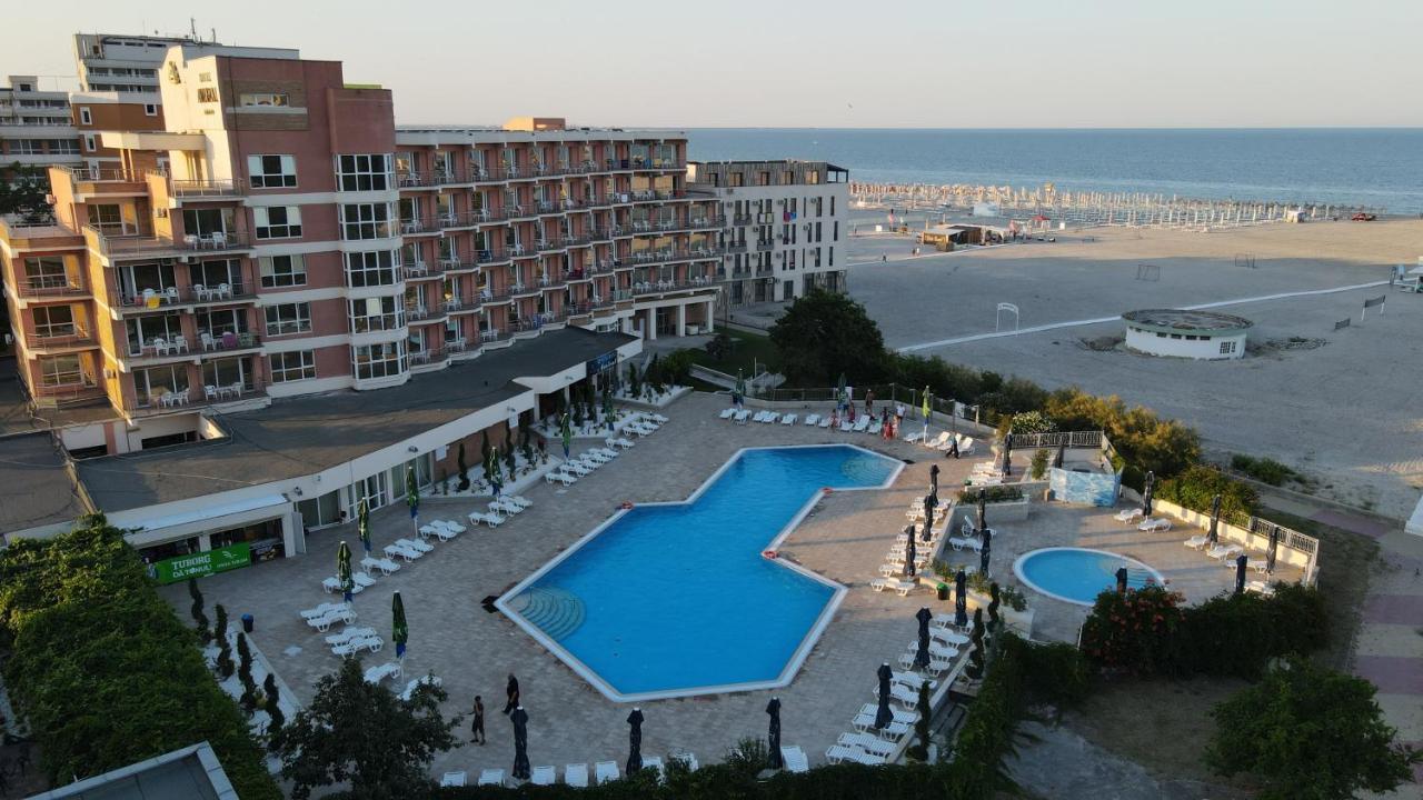 מאמאיה Hotel Amiral מראה חיצוני תמונה