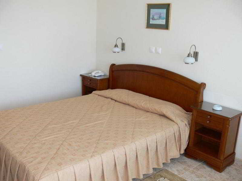 מאמאיה Hotel Amiral מראה חיצוני תמונה