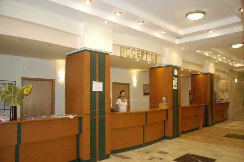 מאמאיה Hotel Amiral מראה חיצוני תמונה