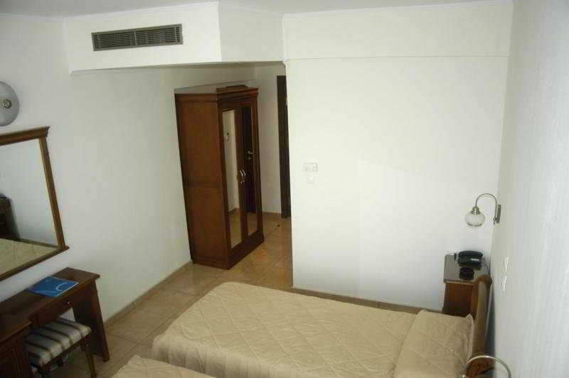 מאמאיה Hotel Amiral מראה חיצוני תמונה